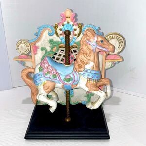Willitts  Vintage 1987 Carousel Musical Porcelain Horse Tune As Time Goes By